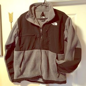 Northface Denali jacket. Men’s size M